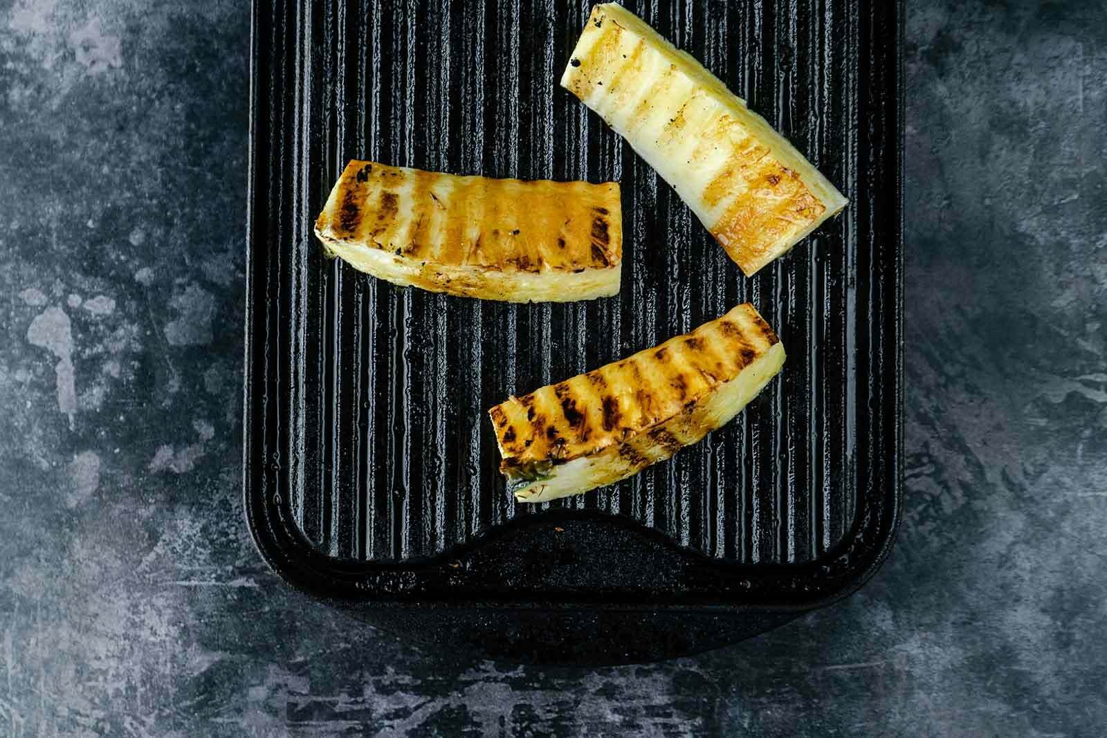 Salmon fillets with egg and chips