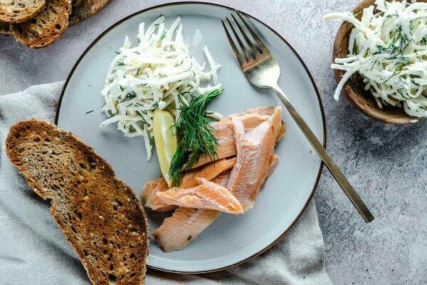 Smoked trout with celeriac remoulade and rye bread toasts