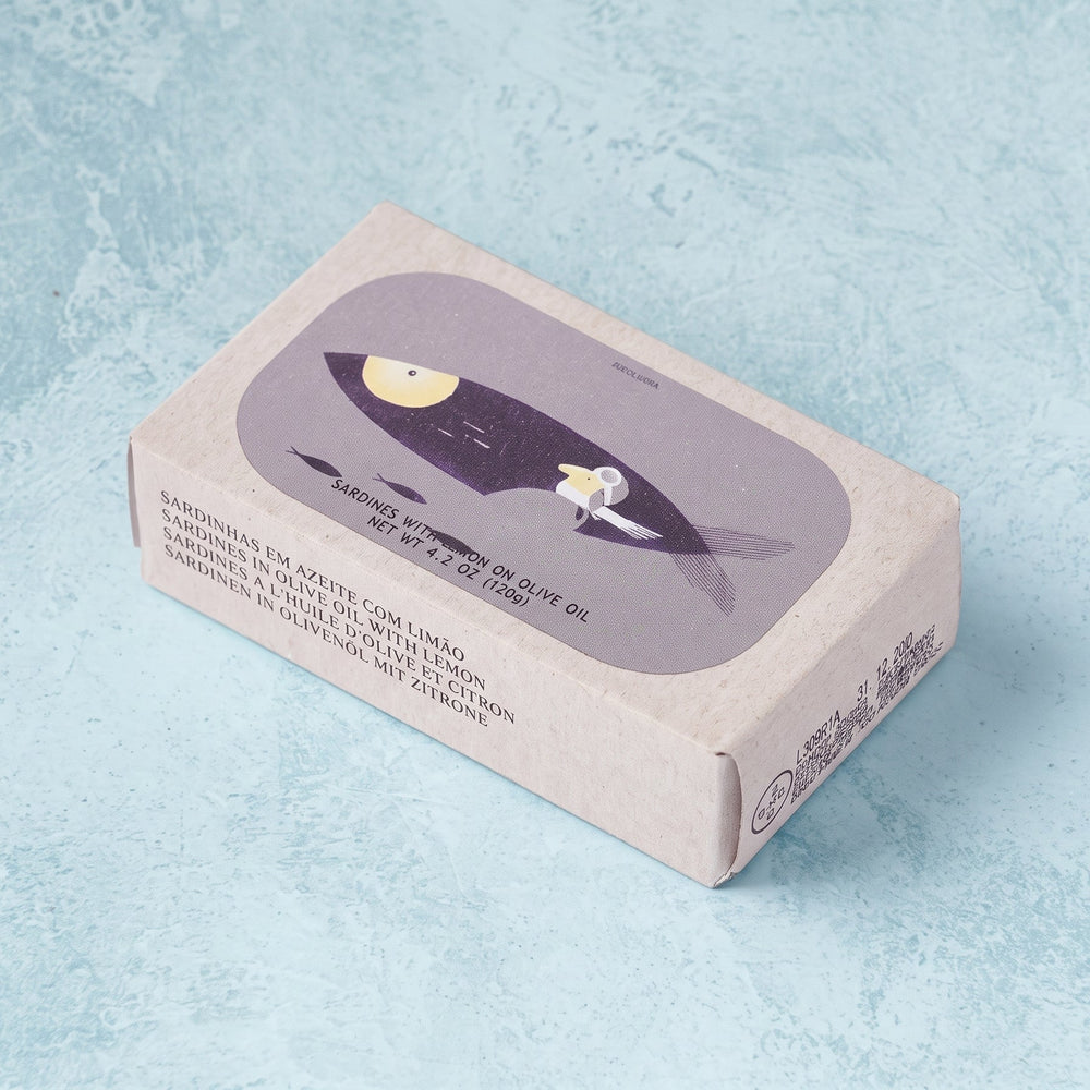 José Gourmet sardines in extra virgin olive oil with lemon, 120g tin