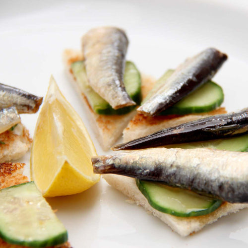Sardinillas - small tinned sardines