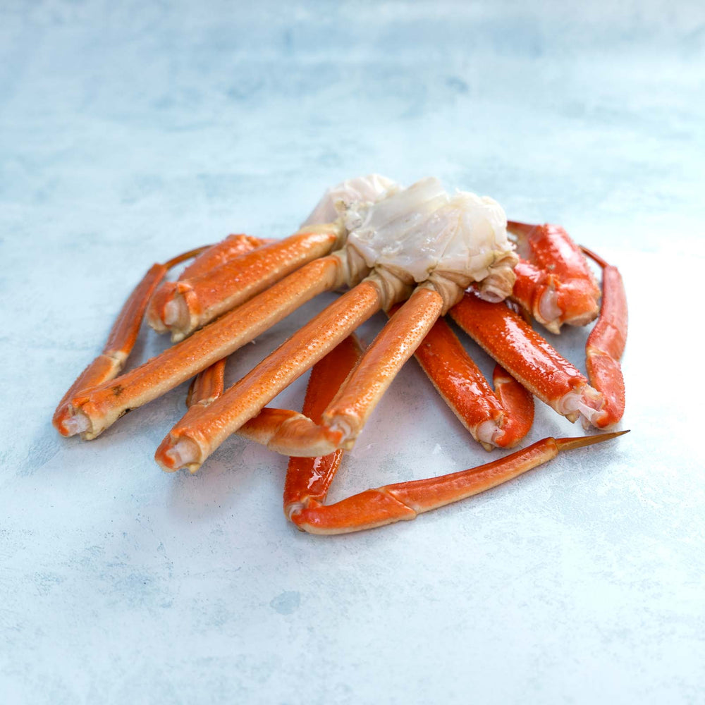 Cooked Wild Snow Crab Clusters