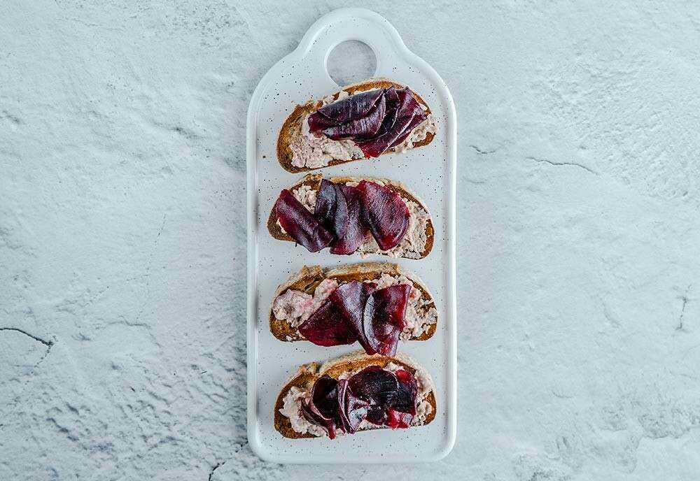 cod liver with beetroot slices